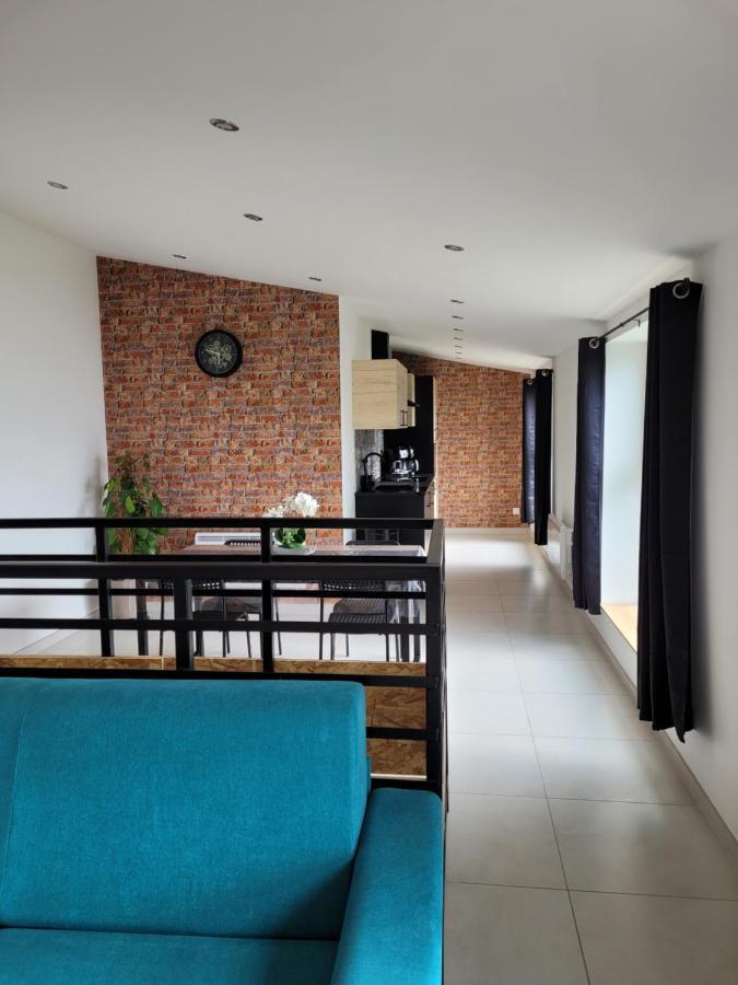 Il Vialetto , Appartement Milano , Spacieux, Tout Confort, Au Calme Jeumont 外观 照片